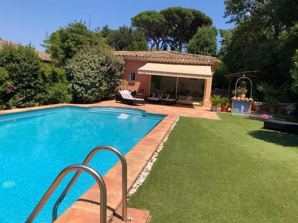 Petite Maison A L'Entree De Saint-Tropez